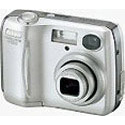 <p>Nikon анонсировала четырехмегапиксельную фотокамеру Coolpix 4100. В ней применен объектив с трехкратным оптическим зумом, 14,5 МБ встроенной памяти, слот для карт SD/ММС, 1,6&quot; TFT дисплей.<br /> Фотоаппарат Nikon Coolpix 4100 , как и другие представители этой линейки характеризуется небольшими размерами и весом (88 x 65 x 38 мм, 140 г), а также простым управлением, рассчитанным на  непрофессиональных пользователей. Питание - от двух элементов AA, или одной батареи CRV3.</p>